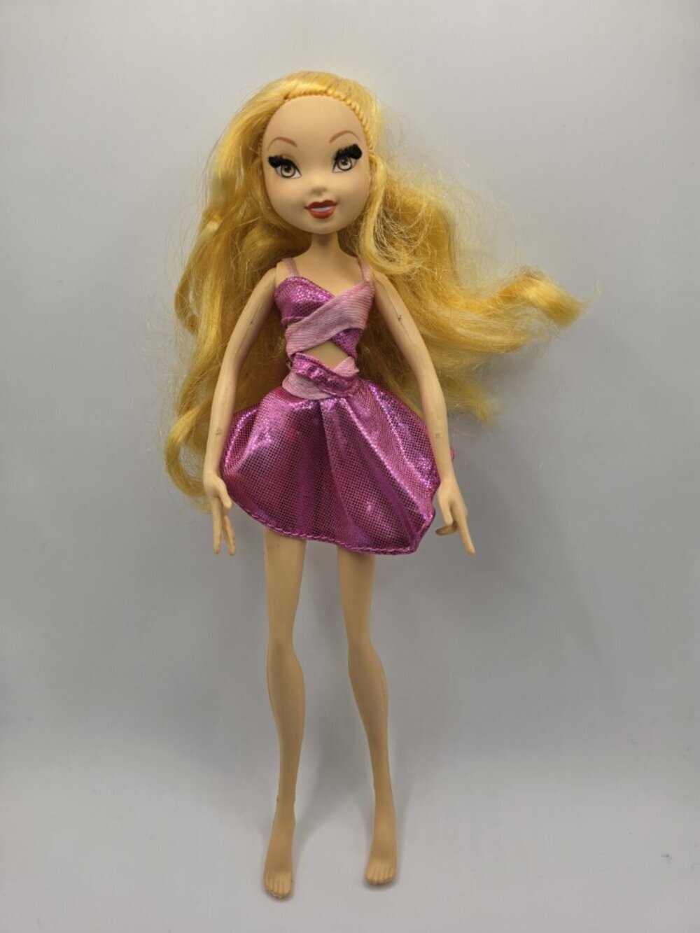 WINX CLUB DOLL SINGSATIONAL 2005 STELLA BENDABLE Bloom Doll